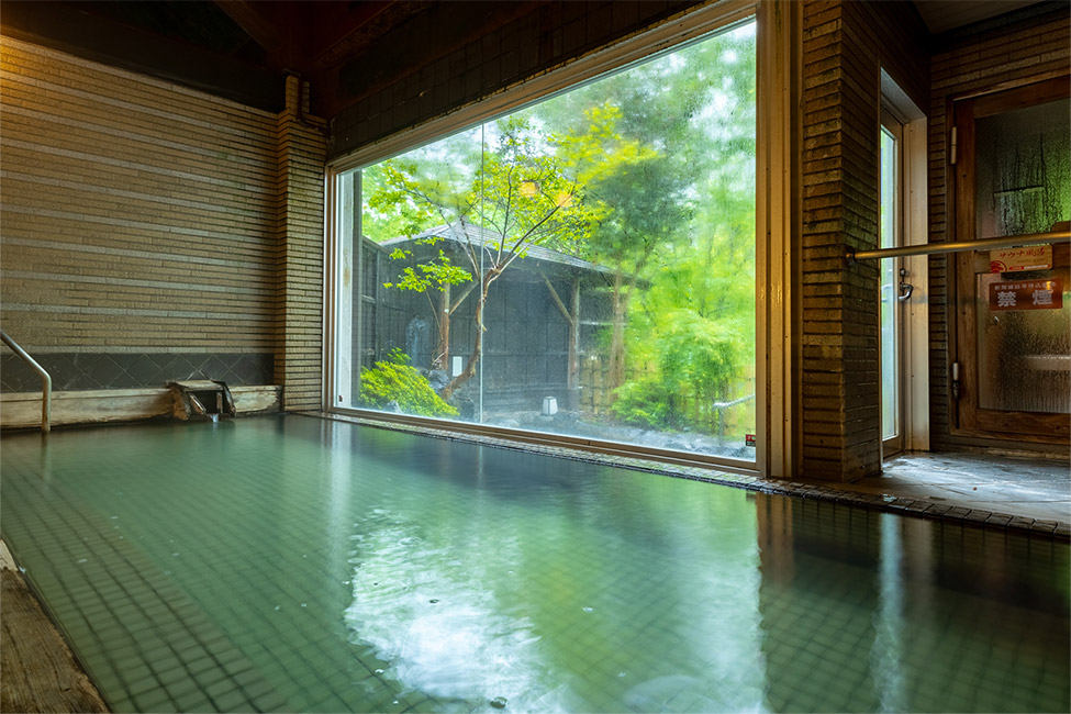 Indoor bath